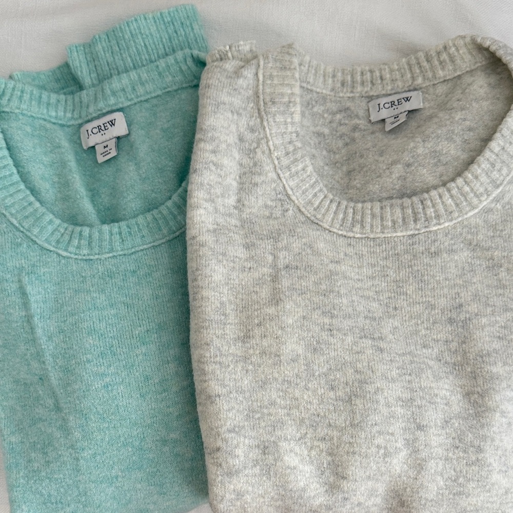 J. Crew Women's Sweater - Light Gray and Soft Mint